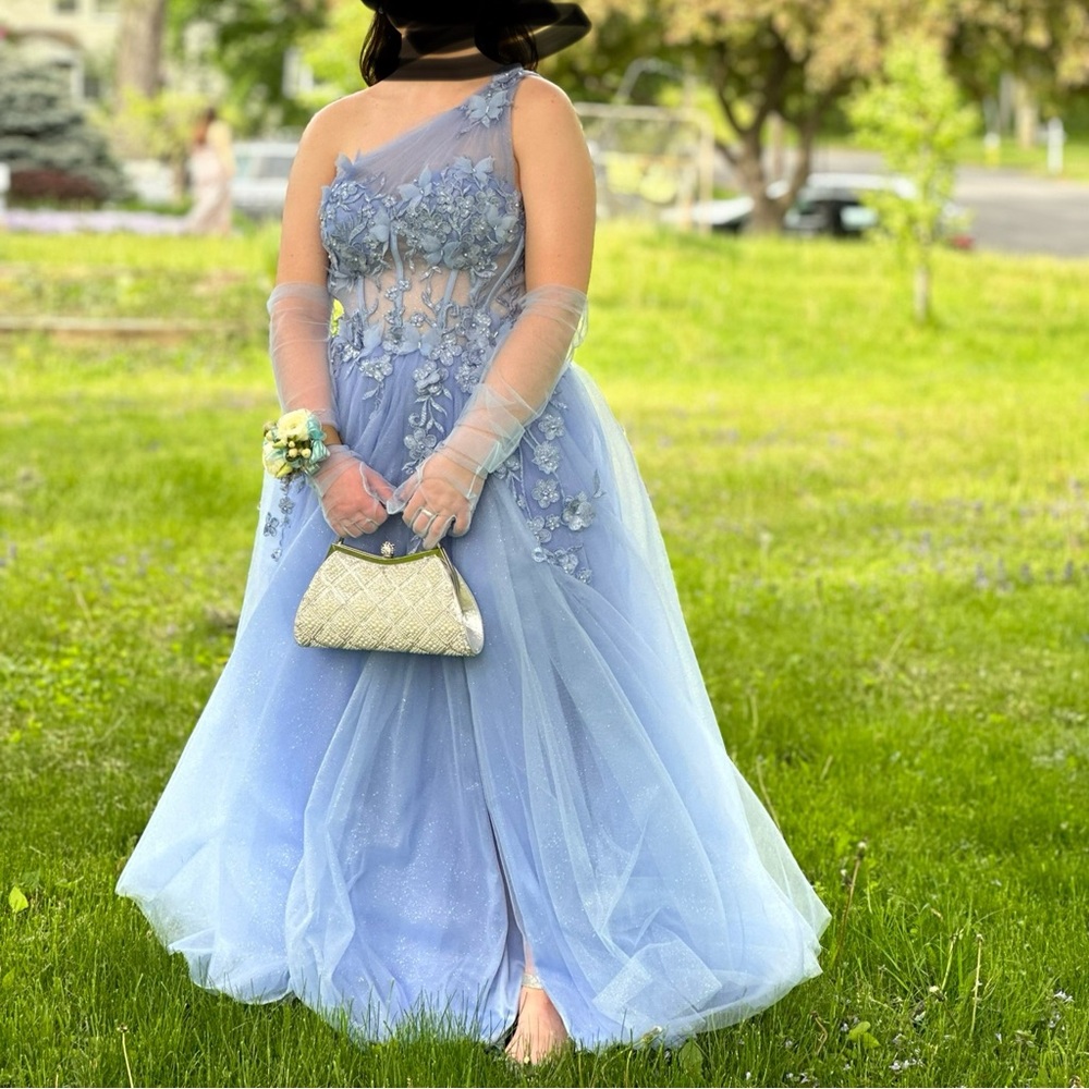 Gorgeous baby blue prom dress